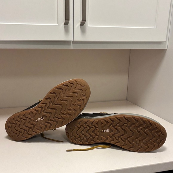 Lems Men's Black Tan Gold Sneakers - Picture 4 of 4